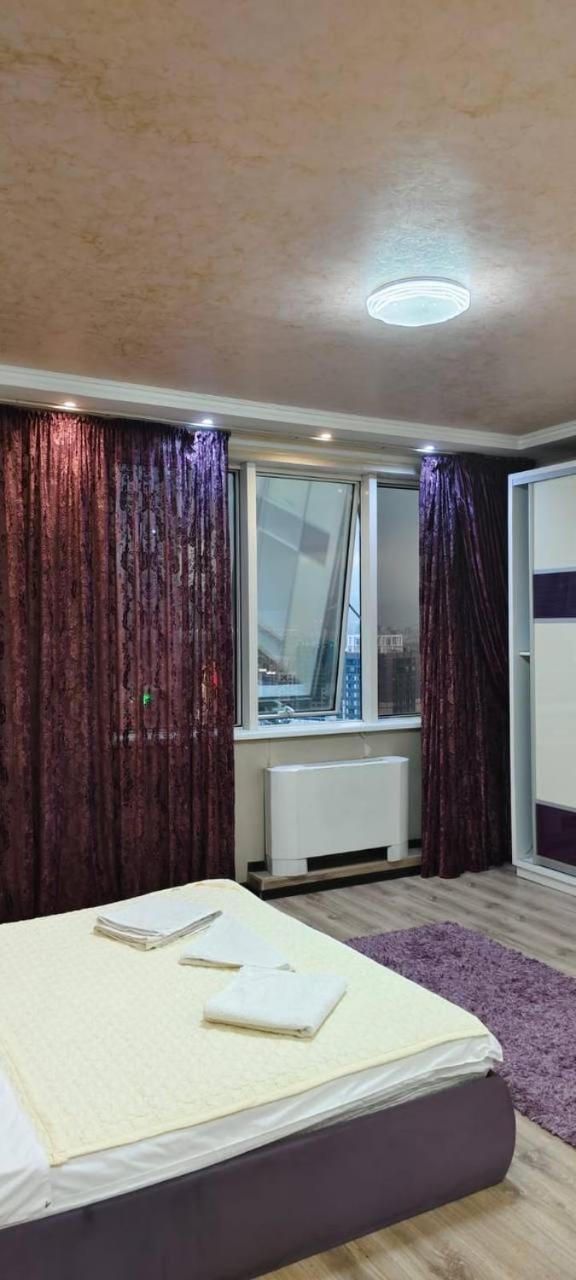 Nurly Tau 2Room Apartments Ałma Ata Zewnętrze zdjęcie