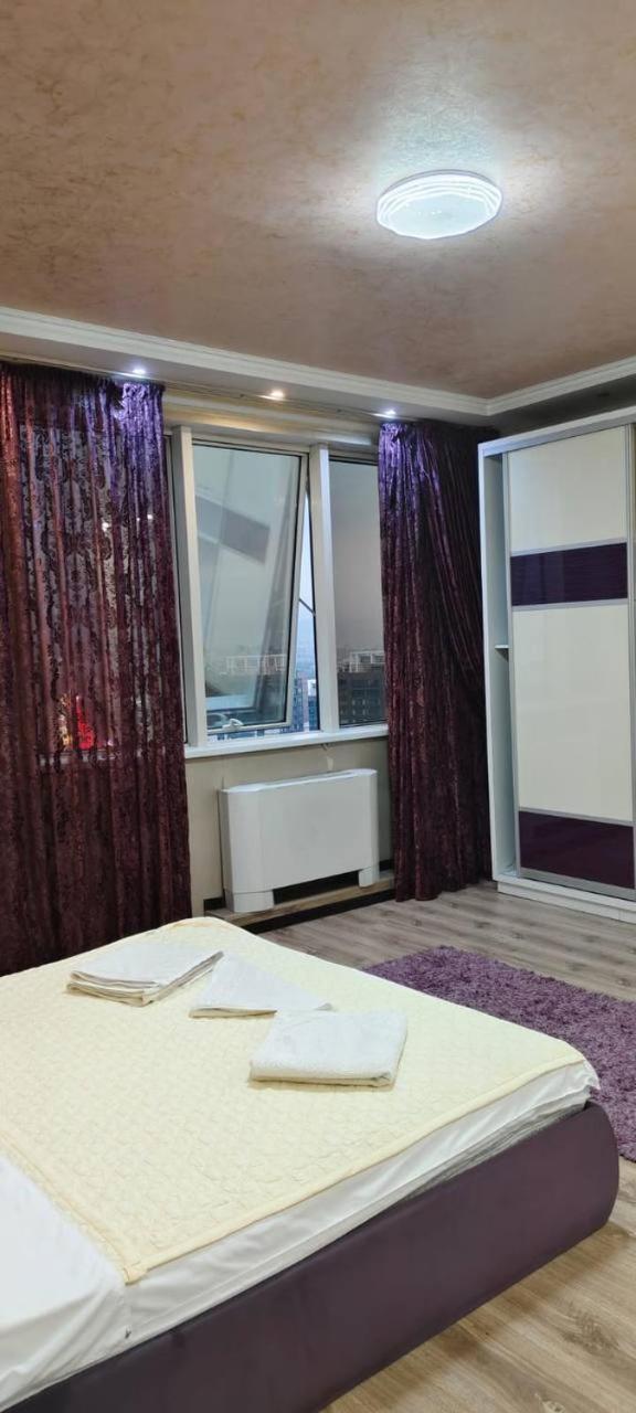 Nurly Tau 2Room Apartments Ałma Ata Zewnętrze zdjęcie