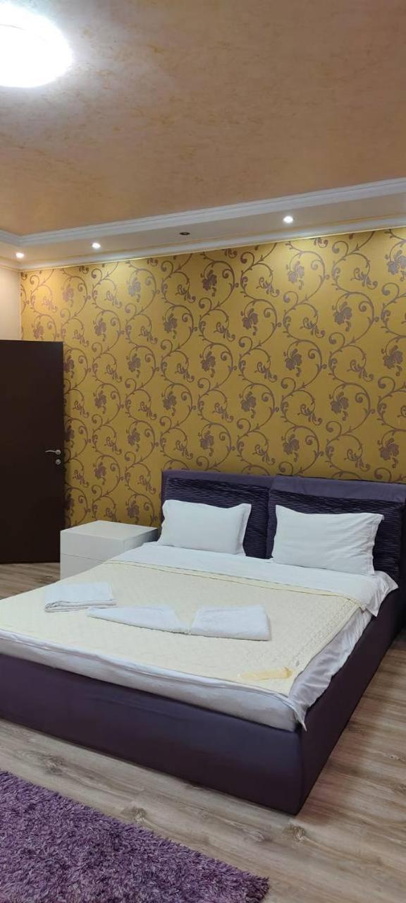 Nurly Tau 2Room Apartments Ałma Ata Zewnętrze zdjęcie